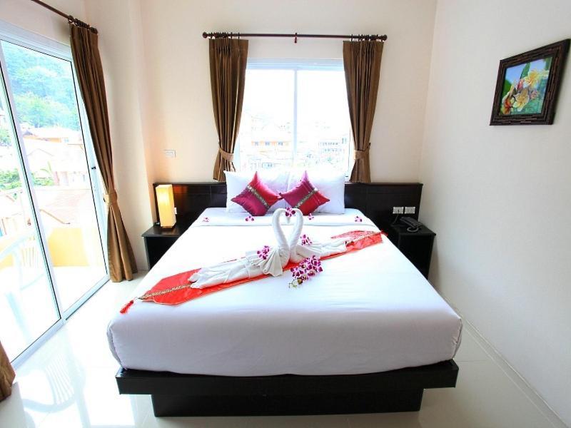 88 Hotel Patong Exterior foto