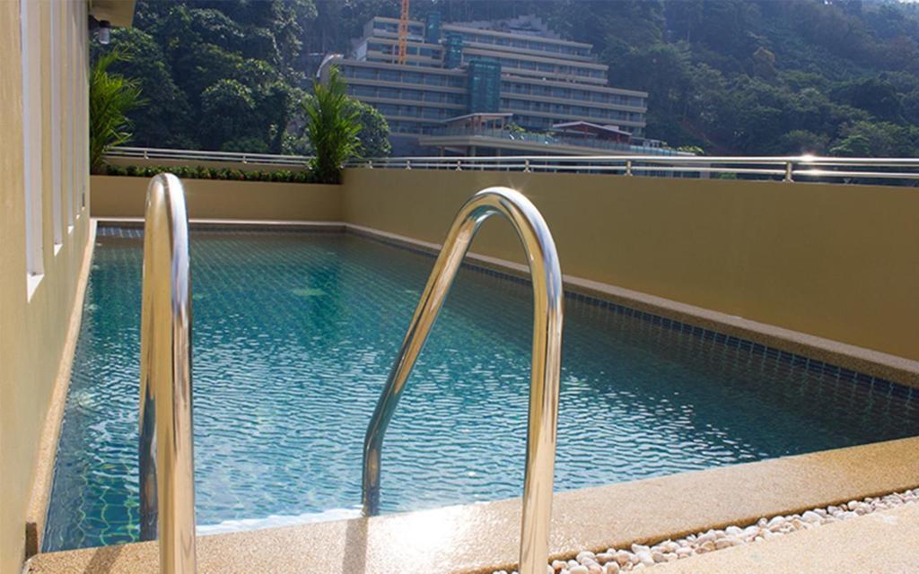 88 Hotel Patong Exterior foto