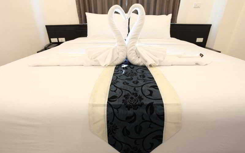 88 Hotel Patong Exterior foto