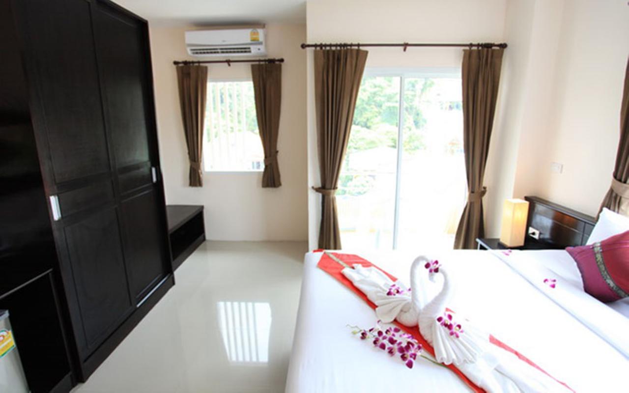 88 Hotel Patong Exterior foto