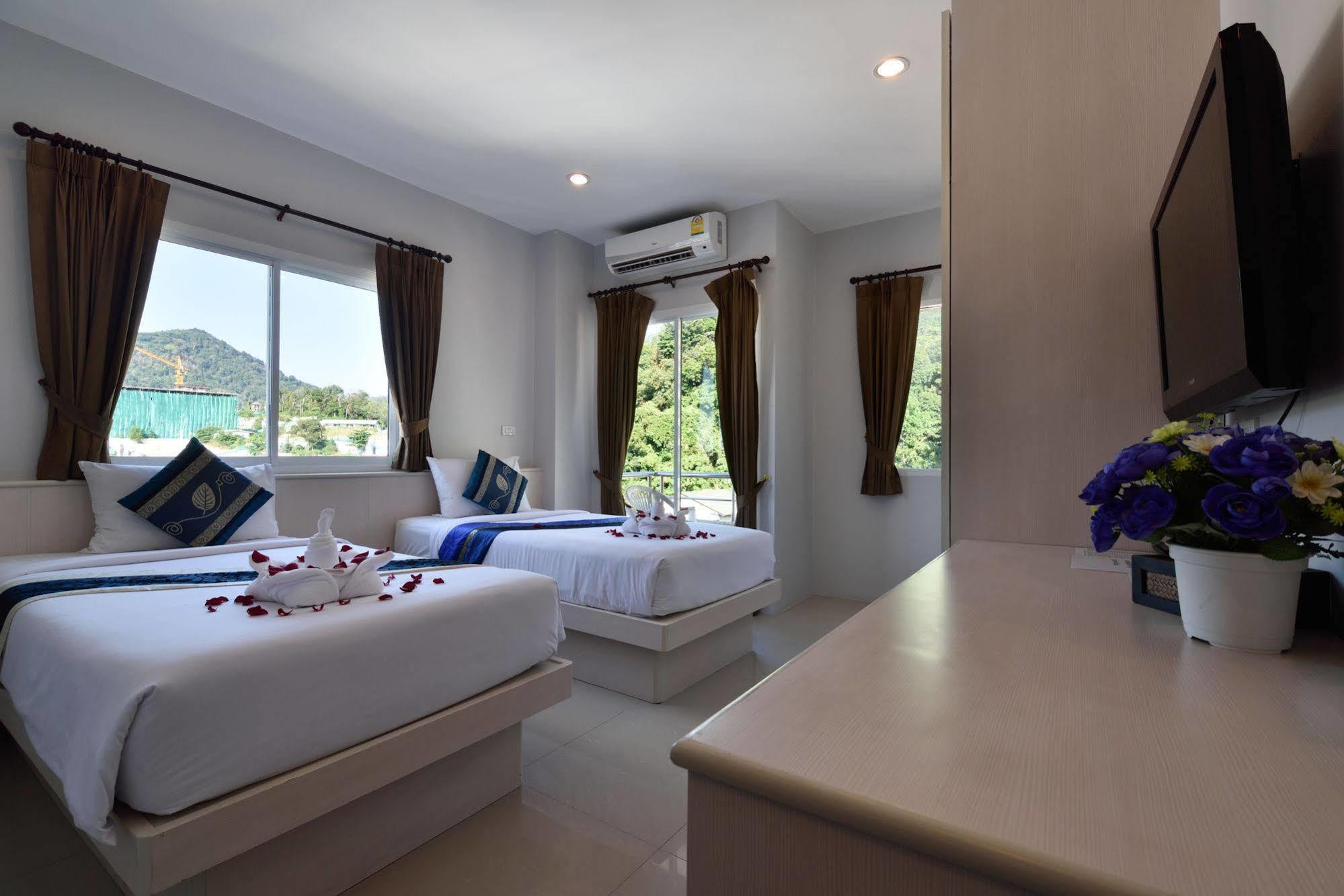 88 Hotel Patong Exterior foto